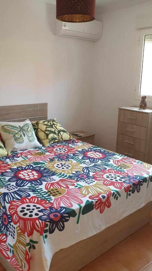 Apartamento Helena Rota Bagian luar foto